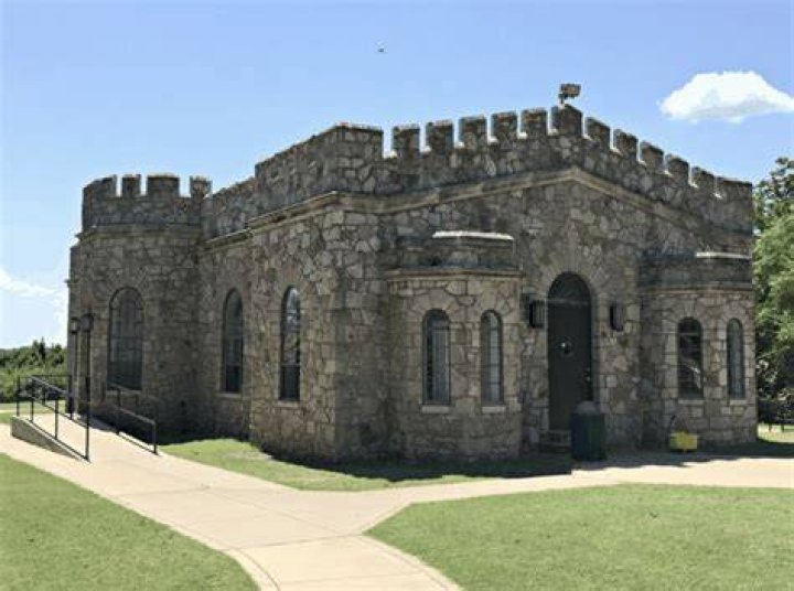 Castle in Oklahoma City to Sell with NoReserve on October 31 with