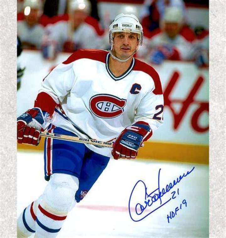 Guy Carbonneau Montreal Canadiens Autographed 8&times;10 jlbsportrarities