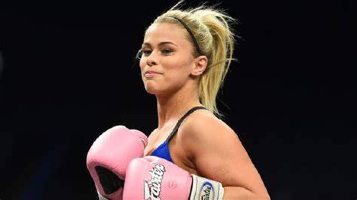 Paige VanZant Shares Throwback Sports Illustrated Swimsuit Video The