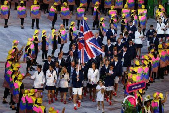 Pride of Britain 2016 Olympic hero Laura Trott stuns on the red carpet